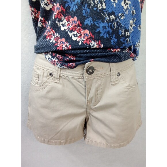 Bongo size 3 shorts tan 5 pocket  Y2K - Picture 1 of 9